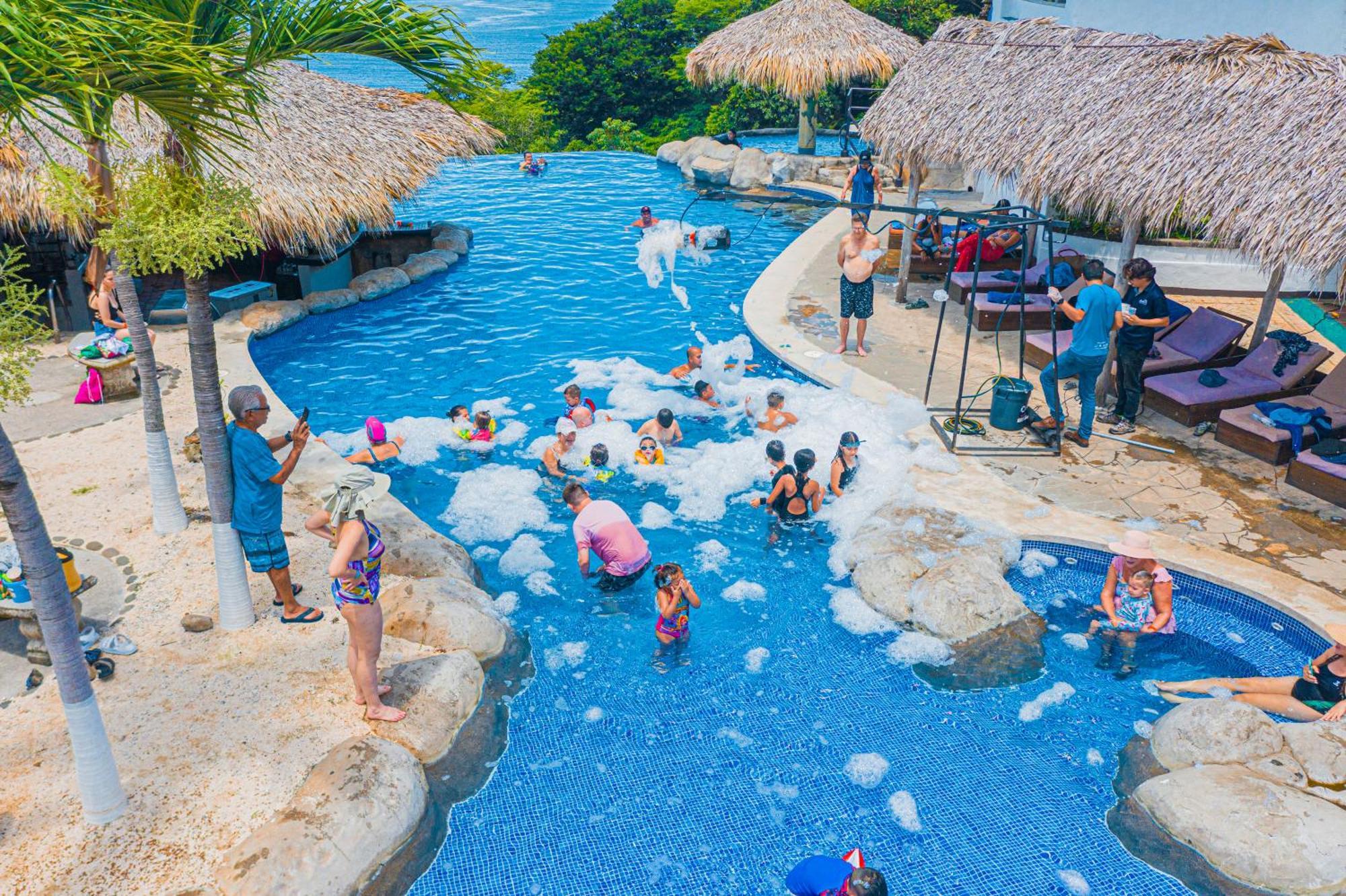 Condovac La Costa All Inclusive Playa Hermosa  Bagian luar foto