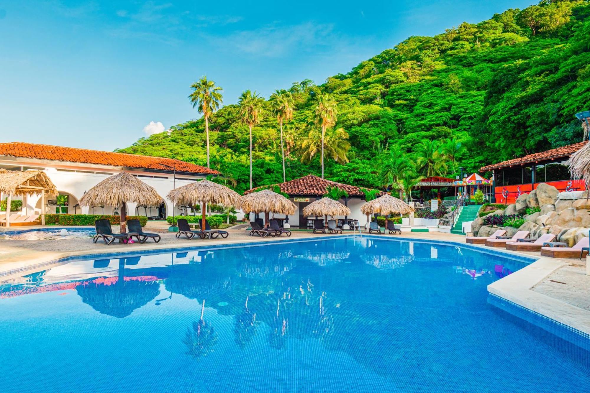 Condovac La Costa All Inclusive Playa Hermosa  Bagian luar foto