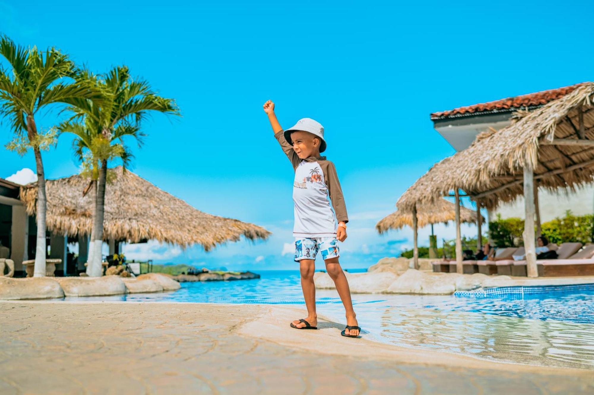 Condovac La Costa All Inclusive Playa Hermosa  Bagian luar foto