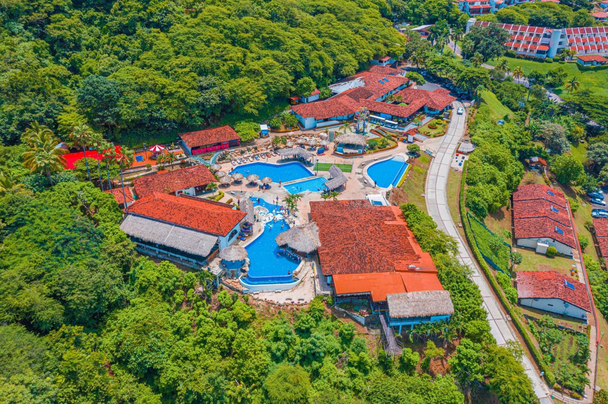 Condovac La Costa All Inclusive Playa Hermosa  Bagian luar foto