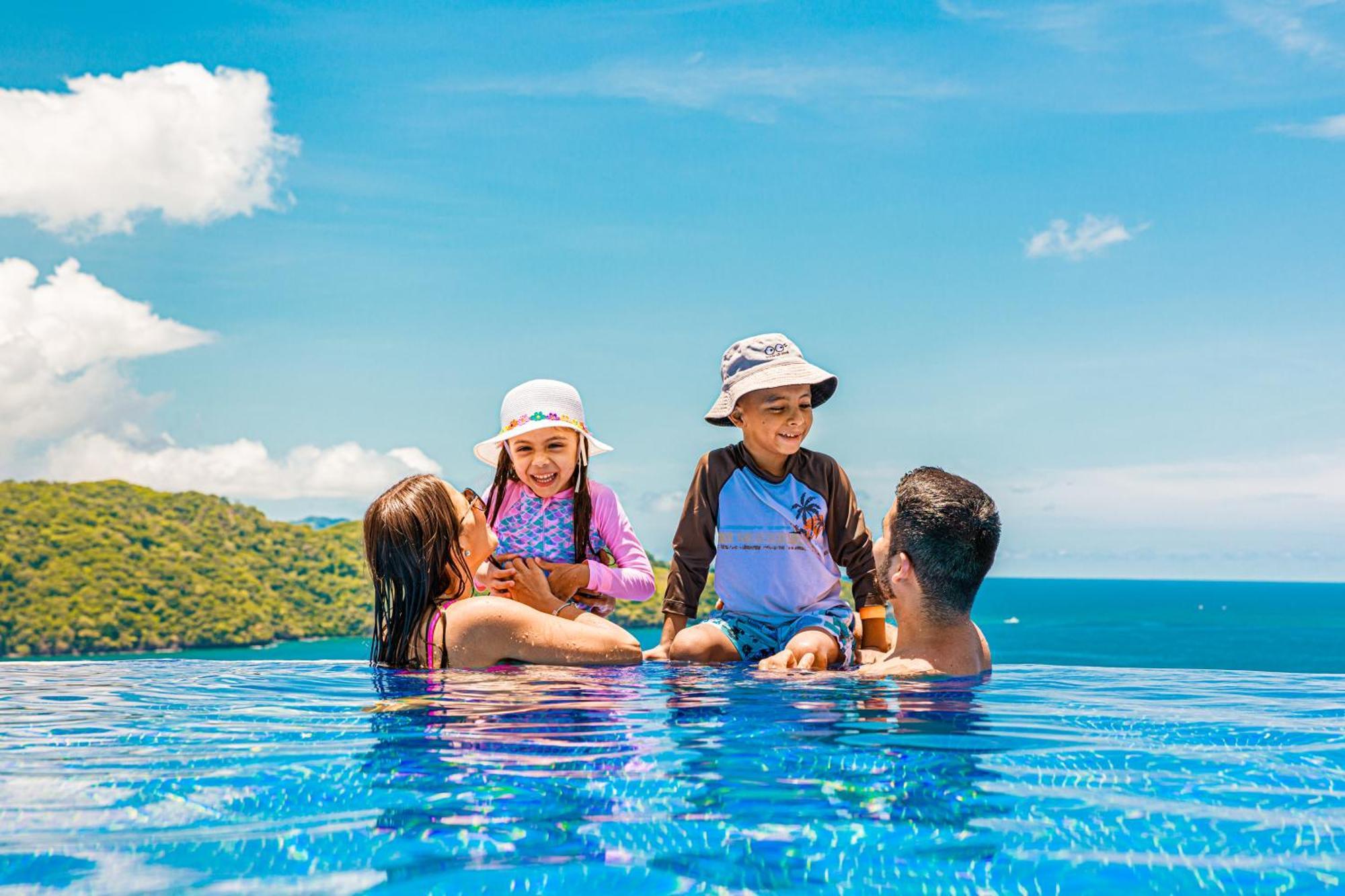 Condovac La Costa All Inclusive Playa Hermosa  Bagian luar foto